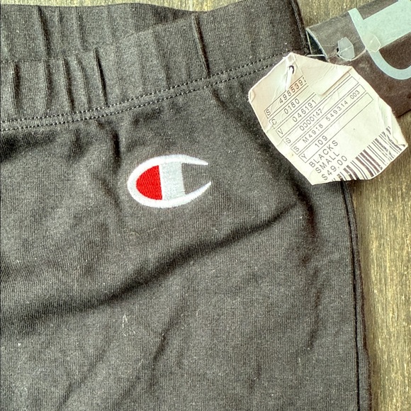Champion Women's Classic Black Pencil Skirt - Picture 3 of 4